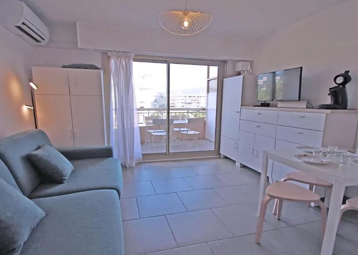 Santa Cruz 圣马克西姆